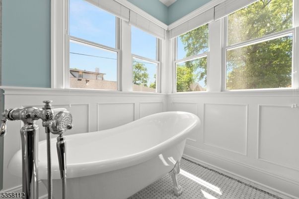 Bathroom, Free Standing Baths, Interior