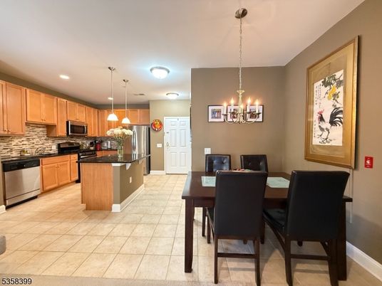 Chandelier, Dining room, Interior, Kitchen, Pendant Lights, Recessed Lighting, Stainless Steel Appliances