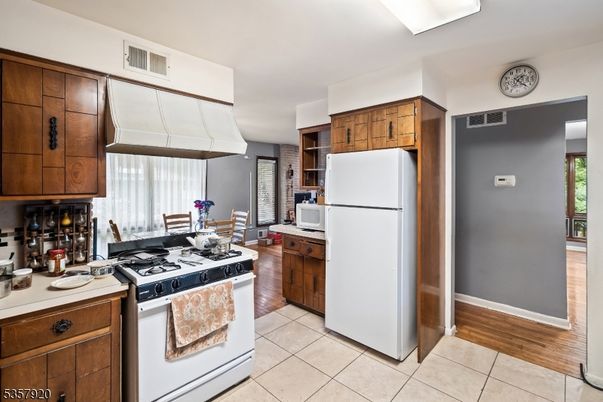 Dining room, Interior, Kitchen, Wood Texture Flooring
