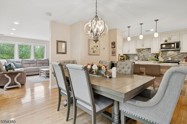 Dining room, Interior, Kitchen, Living room, Pendant Lights, Recessed Lighting, Wood Texture Flooring