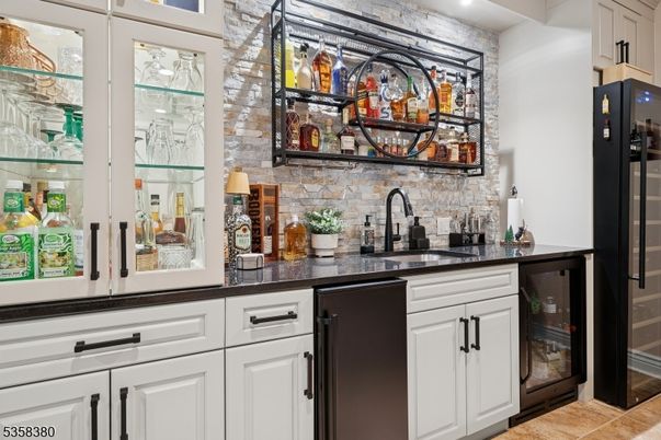 Interior, Kitchen, Recessed Lighting, Stone Walls
