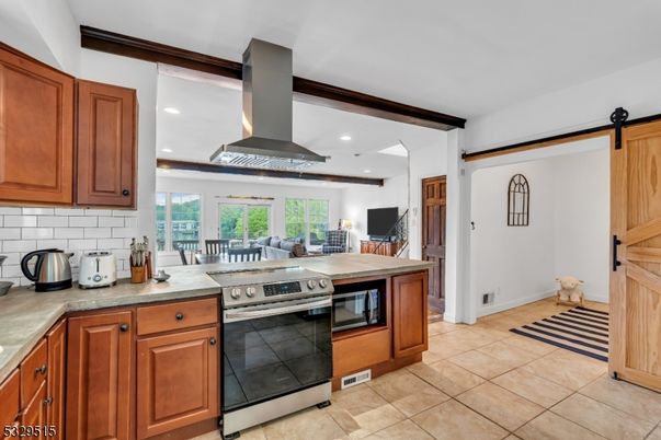 Interior, Kitchen, Recessed Lighting, Stainless Steel Appliances, Wooden Beams