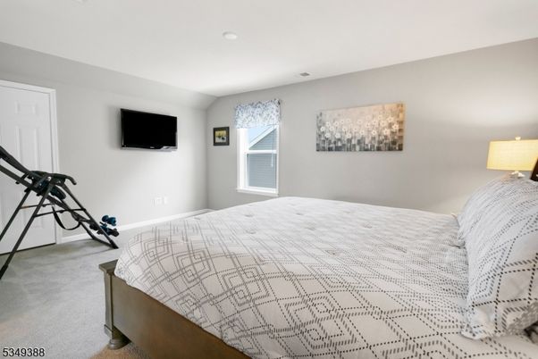 Bedroom, Fitness Equipment, Interior, Recessed Lighting