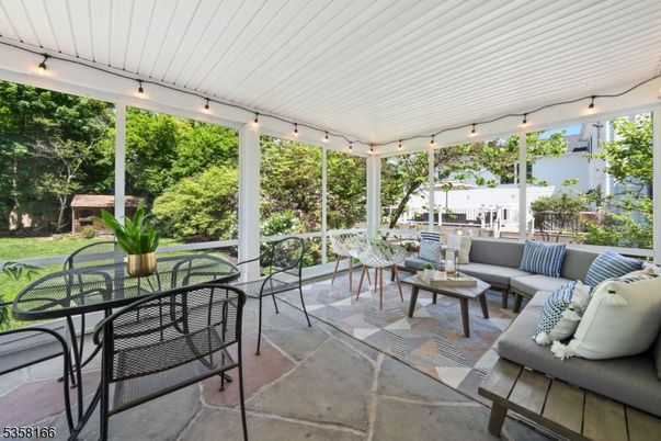 Exterior, Sun Room