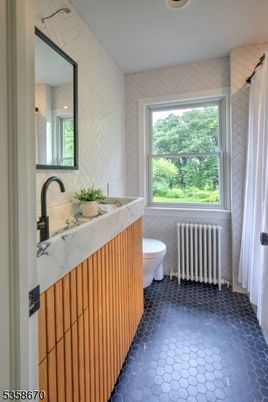 Bathroom, Free Standing Baths, Interior, Recessed Lighting