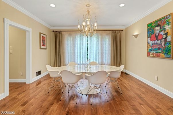 Chandelier, Dining room, Interior, Recessed Lighting, Wood Texture Flooring