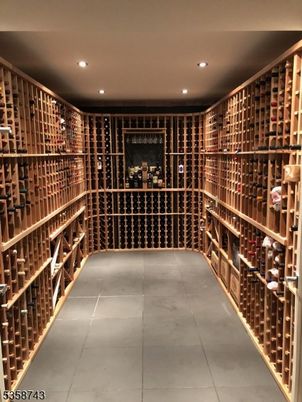 Interior, Recessed Lighting, Wine Storage