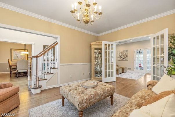 Chandelier, Dining room, Interior, Living room, Wood Texture Flooring
