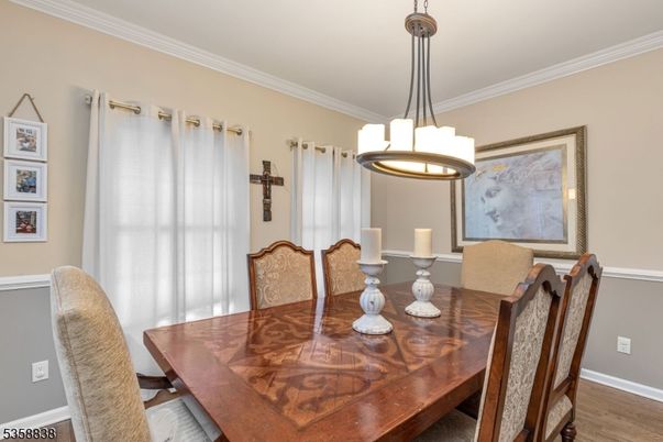 Chandelier, Dining room, Interior, Pendant Lights, Wood Texture Flooring