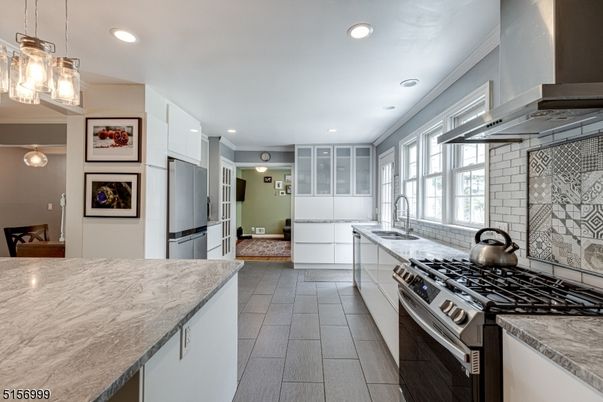 Interior, Kitchen, Pendant Lights, Recessed Lighting, Stainless Steel Appliances
