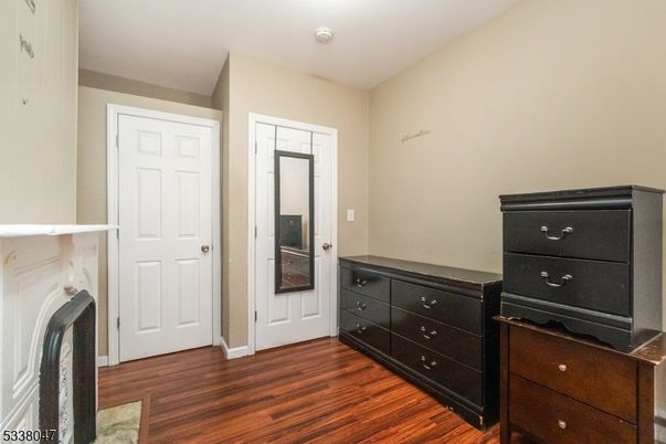 Interior, Washer, Wood Texture Flooring