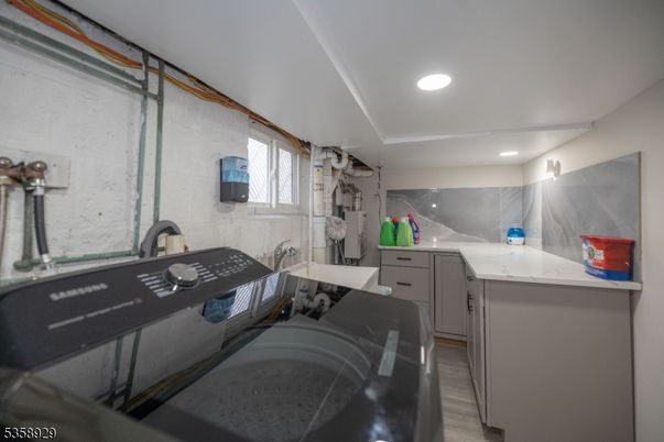 Interior, Recessed Lighting, Washer