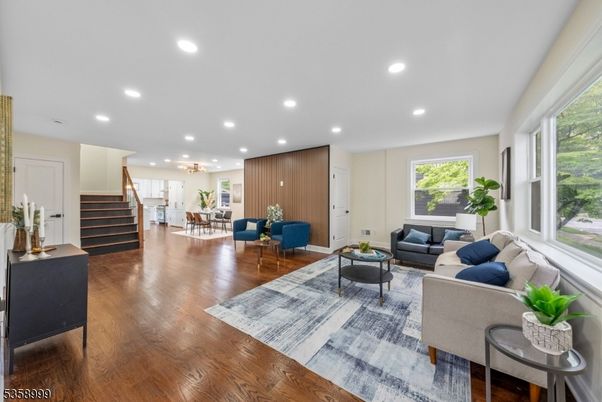 Dining room, Interior, Living room, Recessed Lighting, Wood Texture Flooring