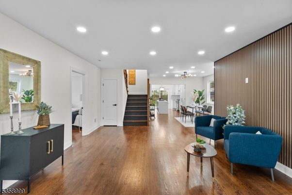 Dining room, Interior, Living room, Pendant Lights, Recessed Lighting, Wood Texture Flooring