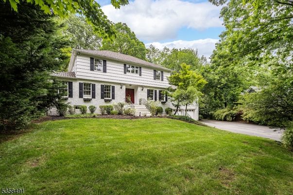 Attached, Backyard, Exterior, Facade, Georgian