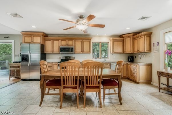 Dining room, Interior, Kitchen, Recessed Lighting, Stainless Steel Appliances