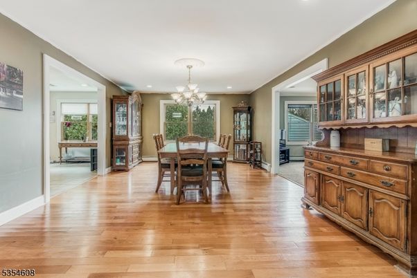 Chandelier, Dining room, Interior, Recessed Lighting, Wood Texture Flooring