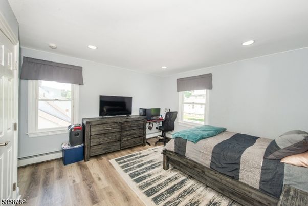 Bedroom, Home Office, Interior, Recessed Lighting, Wood Texture Flooring