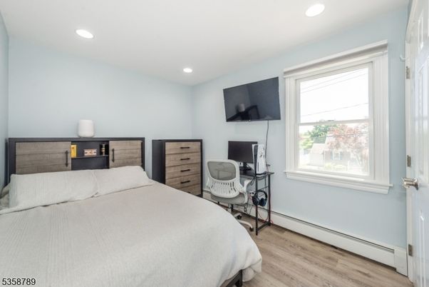 Bedroom, Home Office, Interior, Recessed Lighting, Wood Texture Flooring