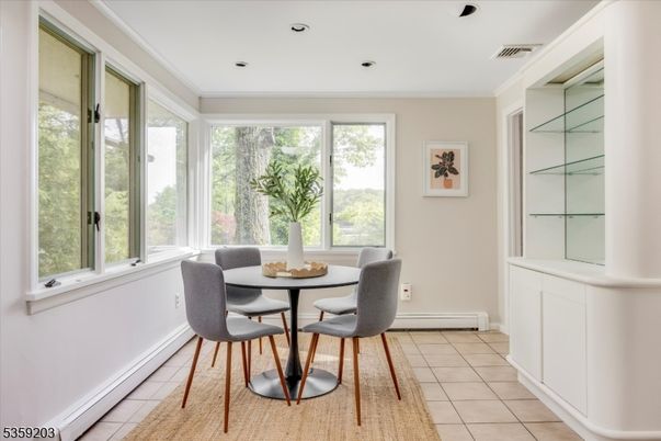 Dining room, Interior, Recessed Lighting