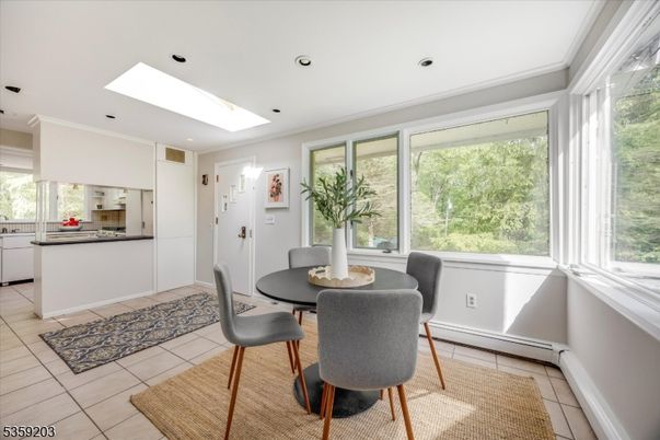 Dining room, Interior, Kitchen, Recessed Lighting