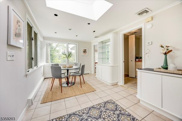 Dining room, Interior, Recessed Lighting