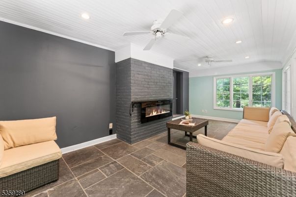 Fireplace, Interior, Living room, Recessed Lighting
