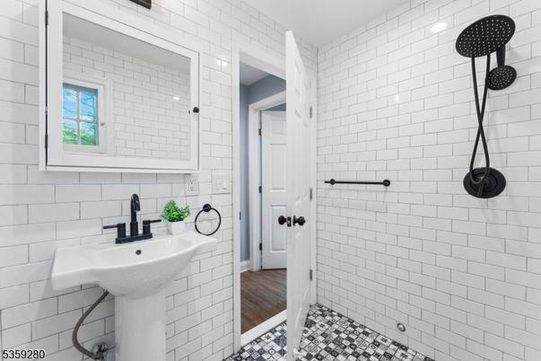 Bathroom, Interior, Wood Texture Flooring