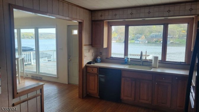 Interior, Kitchen, Water, Wood Texture Flooring