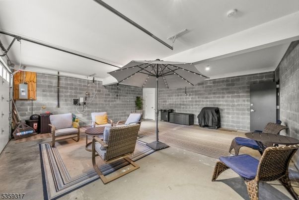 Garage, Interior, Stone Walls
