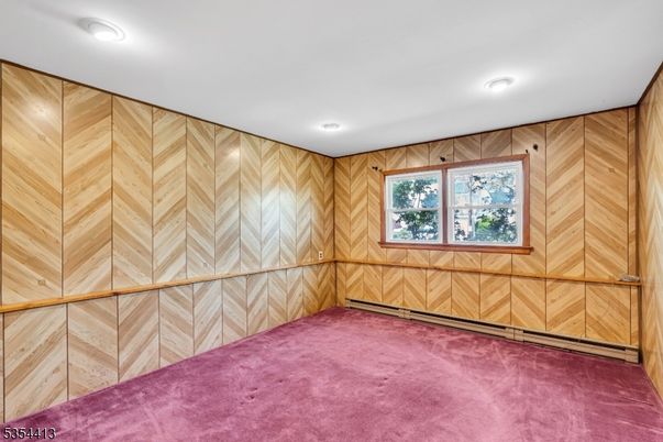 Empty room, Interior, Recessed Lighting, Wooden Walls