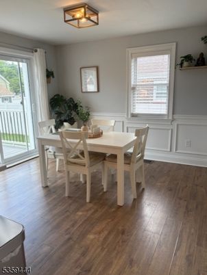 Dining room, Interior, Wood Texture Flooring