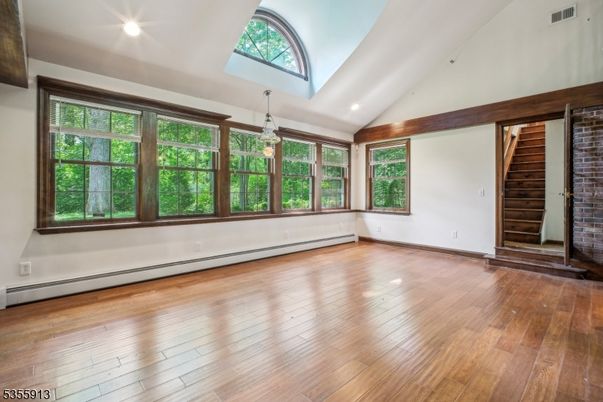 Empty room, Interior, Pendant Lights, Recessed Lighting, Wood Texture Flooring