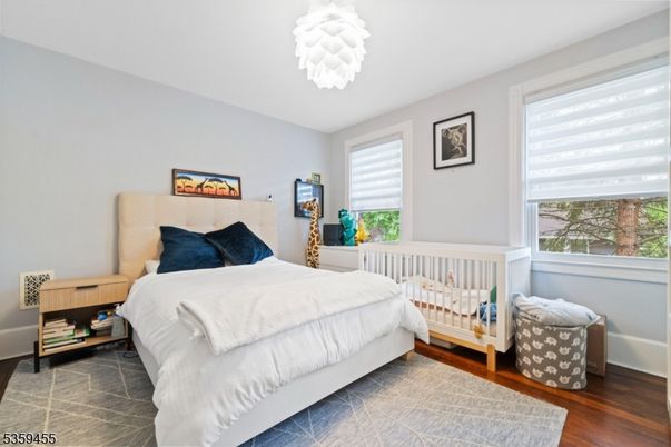 Bedroom, Interior, Pendant Lights, Wood Texture Flooring