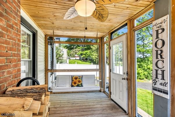 Interior, Stone Walls, Sun Room, Wooden Ceilings, Wood Texture Flooring
