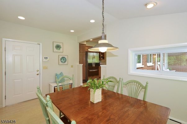 Dining room, Interior, Pendant Lights, Recessed Lighting