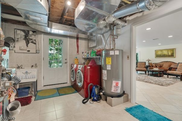 Interior, Living room, Recessed Lighting, Washer