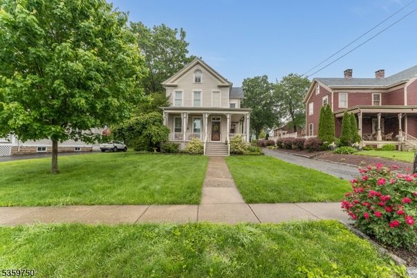 Backyard, Exterior, Facade, Brick Facade, Queen Anne Victorian