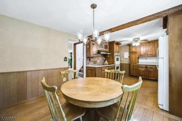 Chandelier, Dining room, Interior, Kitchen, Wood Texture Flooring