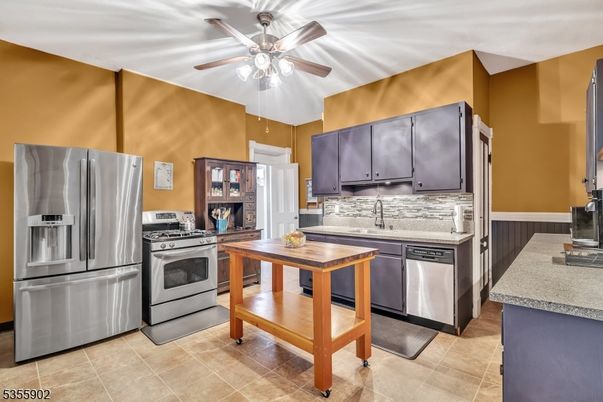 Interior, Kitchen, Stainless Steel Appliances