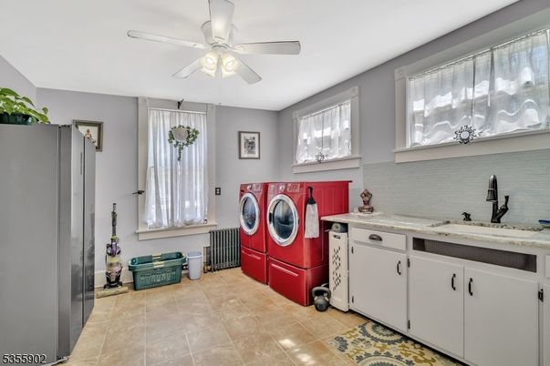 Interior, Washer