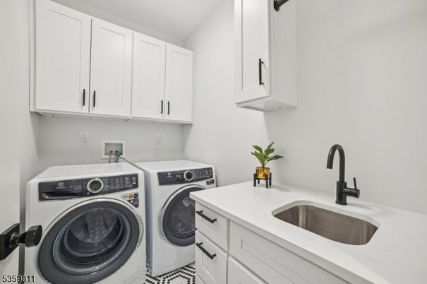 Interior, Washer