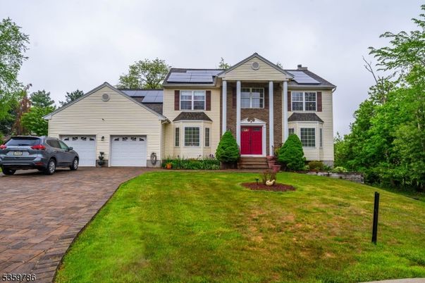 Attached, Exterior, Facade, Solar Panels, Georgian