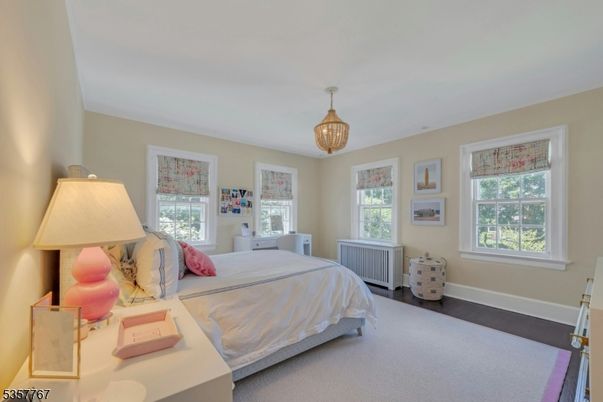 Bedroom, Interior, Pendant Lights