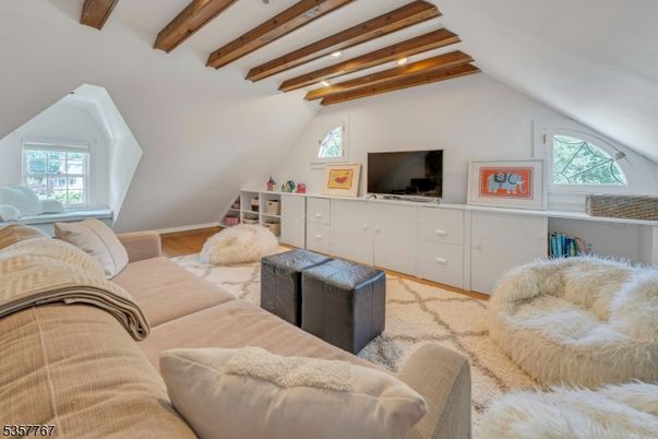 Interior, Living room, Recessed Lighting, Wooden Beams, Wood Texture Flooring