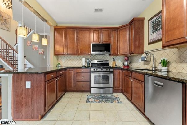 Interior, Kitchen, Pendant Lights, Stainless Steel Appliances