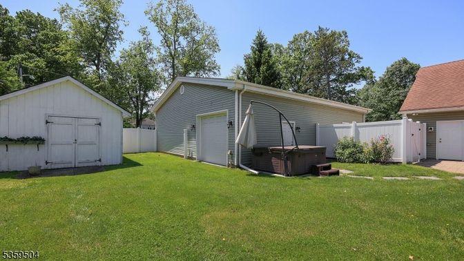 Backyard, Exterior, Hot Tub