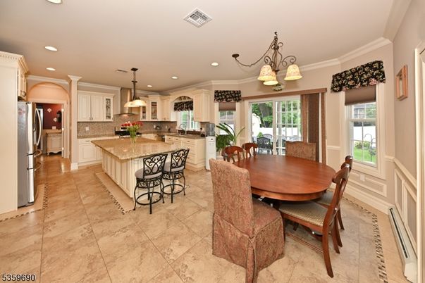 Chandelier, Dining room, Interior, Kitchen, Pendant Lights, Recessed Lighting