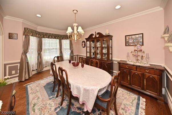 Chandelier, Dining room, Interior, Recessed Lighting, Wood Texture Flooring