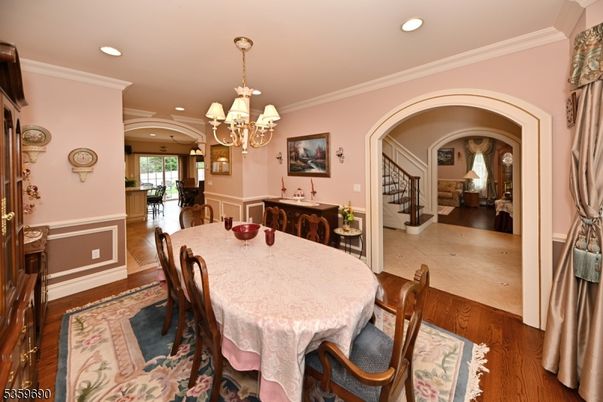 Chandelier, Dining room, Interior, Recessed Lighting, Wood Texture Flooring